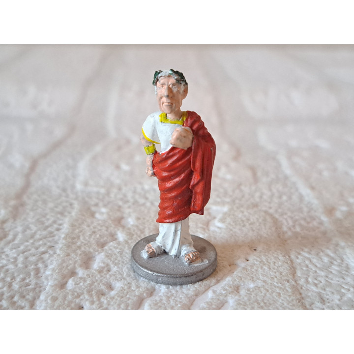 Julius Caesar, Goscinny en Uderzo 1990, tin D1.5xH3.5cm  - Verzamelobject