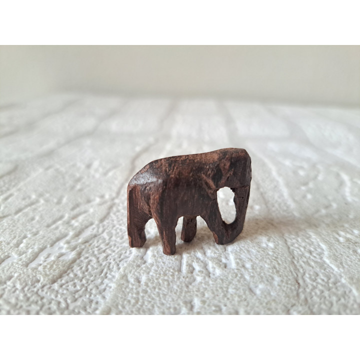 Olifant, hout 2.5x1.5x2.5cm (b) - dierfiguren