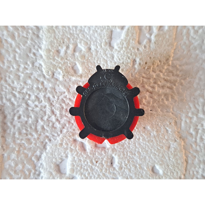 Lieveheersbeestje, kunststof 2x2x1cm - Verzamelobjecten