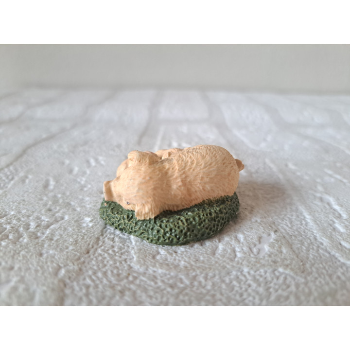 Varken met biggetjes, kunsthars 4.5x4x2.5cm - beeldjes