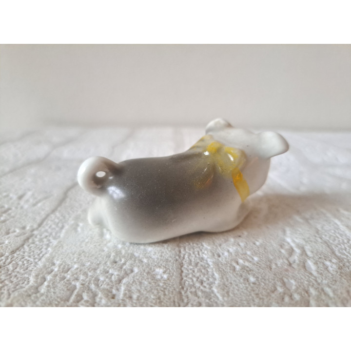 Liggend varken, porselein 7.5x4.5x4cm - beeldjes