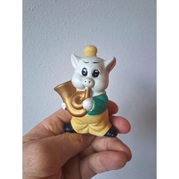 Varken met tuba, porselein 6.5x4.5x9.5cm