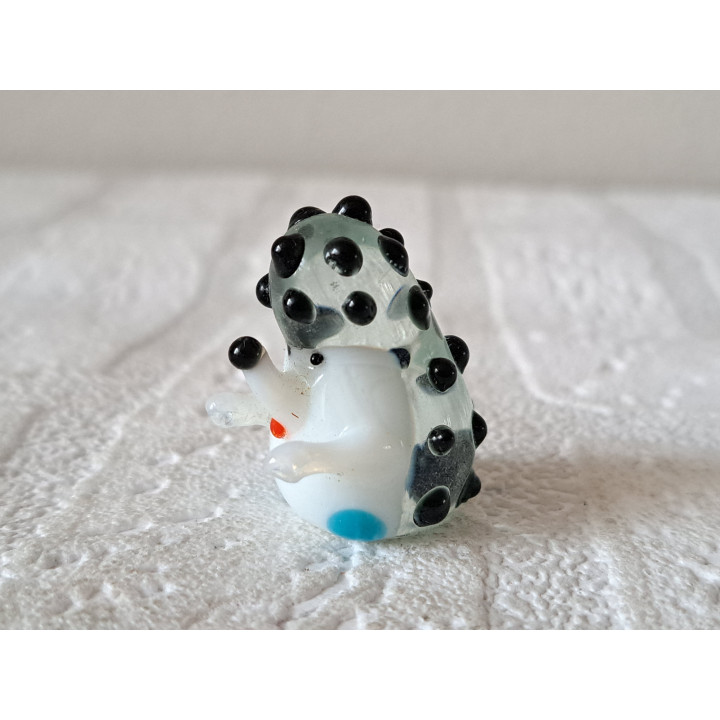 Zwart-wit egel, glas 2.5x2.5x3.5cm - dierfiguren