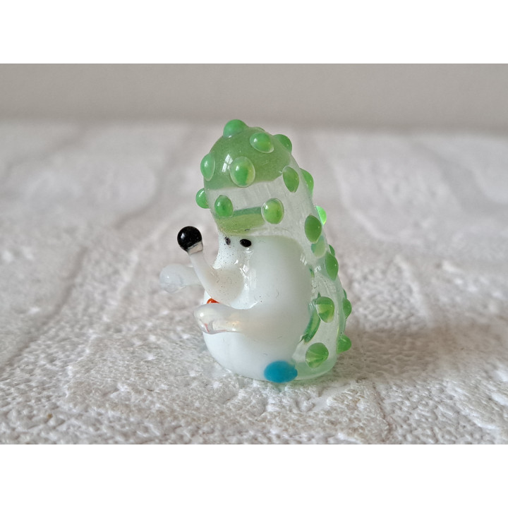 Groen-wit egel, glas 2.5x2.5x3.5cm - dierfiguren