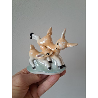 Hert met jong kalf, jaren 60, porselein 12x6x10cm