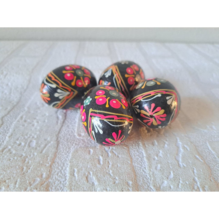 4 Handpainted Ukrainian Easter Eggs Wood H5cm Set A