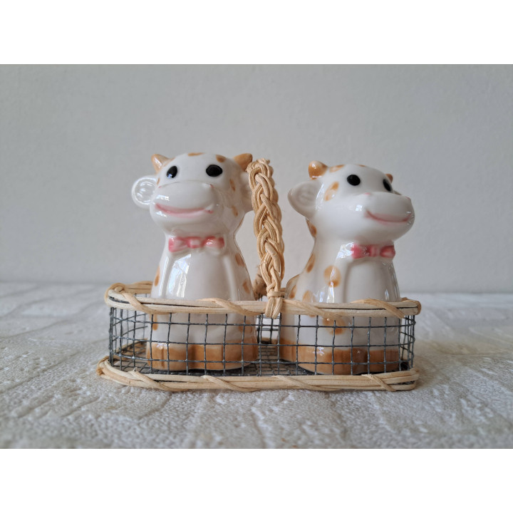 Giraffen in mand peper en zoutstel, porselein 12x6x9cm - peper en zoutstellen