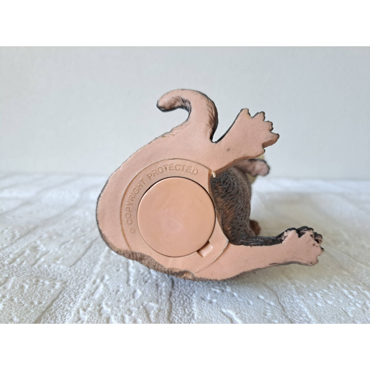 Staande otter voor in de tuin, hard rubber 9x7x20cm - dierfiguren