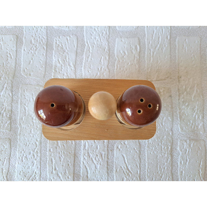 Peper en zoutstel, porselein - hout 14x7.5x15cm - dierfiguren