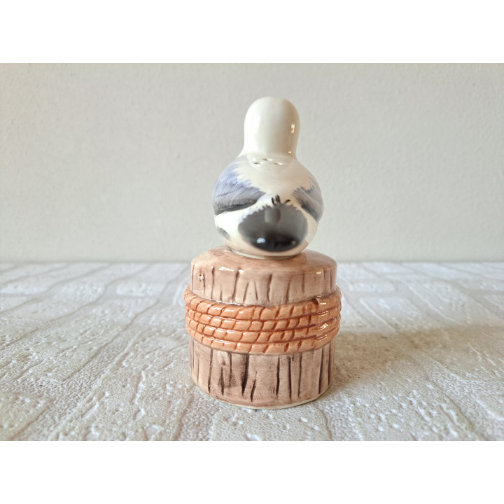 Meeuw op paal Peper en zoutstel, porselein 12x7x13cm - dierfiguren