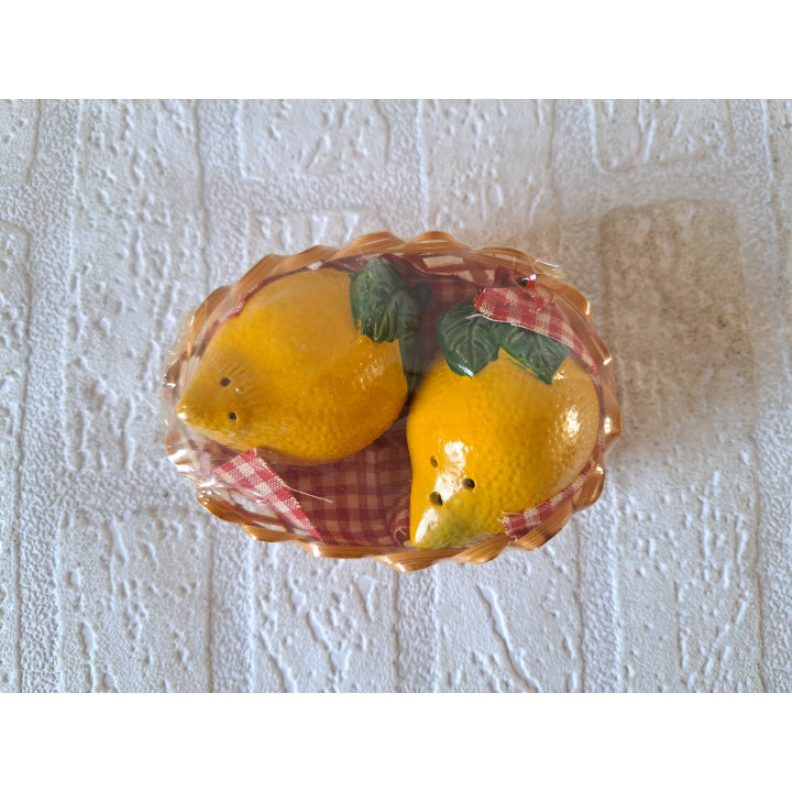 Citroen in mandje, Peper en zoutstel, keramiek 11x7.55cm - peper en zoutstellen