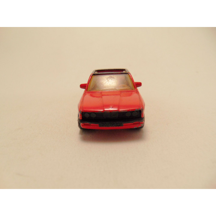 Bmw 323i cabrio Matchbox 1:58 rood