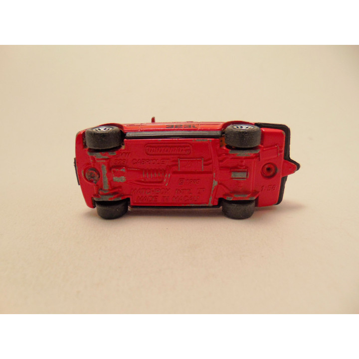 Bmw 323i cabrio Matchbox 1:58 rood