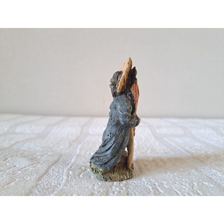 Inheemse Amerikaanse vrouw, kunsthars 4x3x8cm - beeldjes