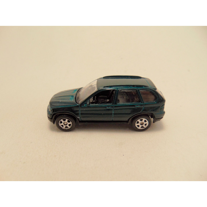 Bmw X5 1:64 Welly 2057 groen - modelauto