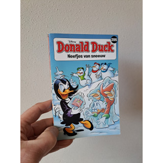 Neefjes van sneeuw Donald Duck Pocket 2019 9789463053877