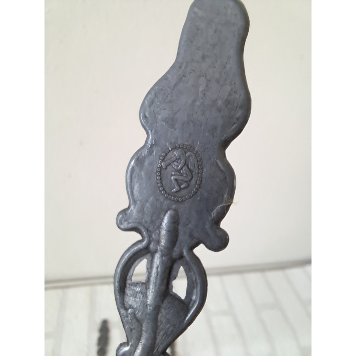 Lepelrek met 6 tinnen lepels, jaren 50-60, 22.5x48.5x4.5cm - beeldjes