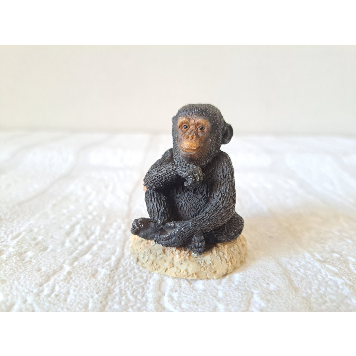Zittende chimpansee aap, kunsthars D4xH5cm - dierfiguren