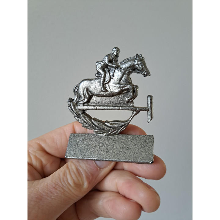 Springruiter jockey op paard, metaal 5.5x2x7cm