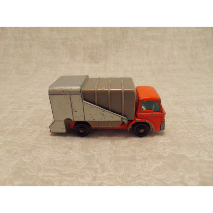 Ford D serie vuilniswagen nr07 vuilniswagen Matchbox oranje