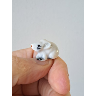 Mini muis van porselein, 2.5x1.5x1.5cm