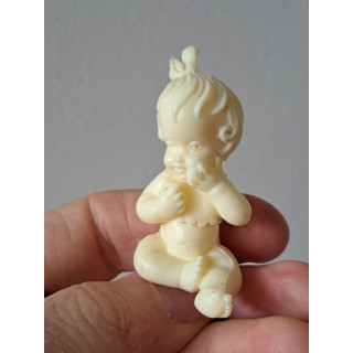 Meisje met strik, Omo waspoeder, kunststof 3x2.5x6cm