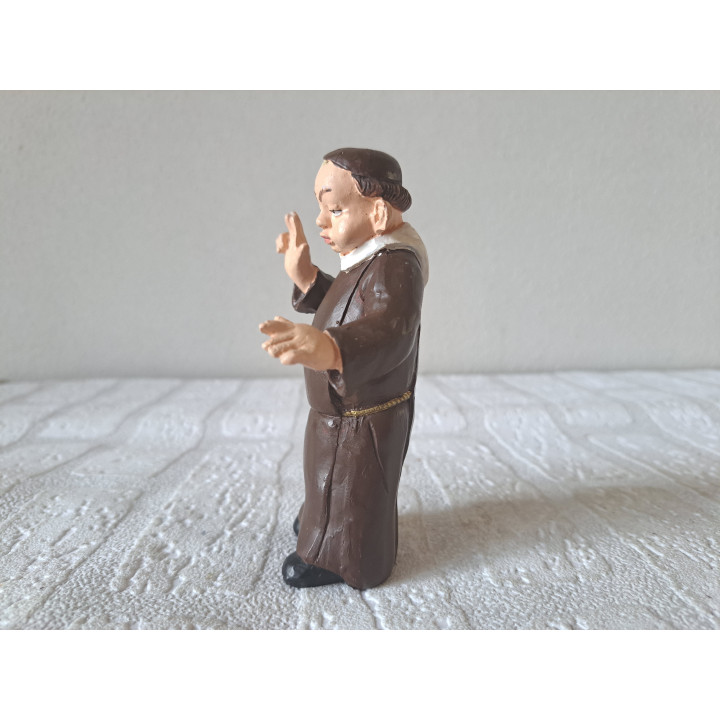 Pater, Religieus beeldje, kunsthars 7x5.5x12.5cm - beeldjes