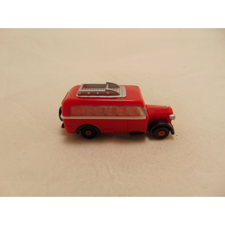 Man Z1 Bus Sixties busreisen Zurich Ferrero Kinder Surprise
