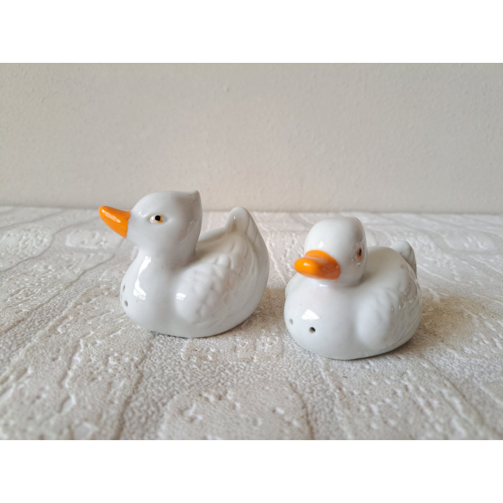 Eenden peper en zoutstel, porselein 7.5x5.5x6cm - peper en zoutstellen