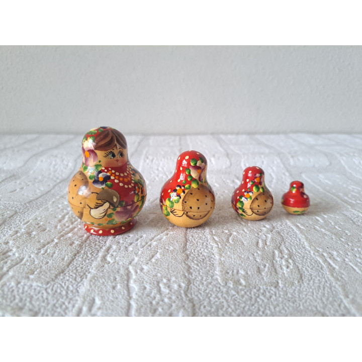 Russische matroesjka-nestpoppen, hout D4.5xH6cm - beeldjes