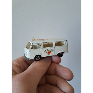 Volkswagen T2 Ambulance 1:60 Majorette nr244