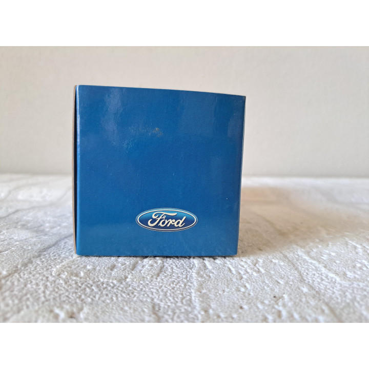 Ford Focus 2004 1:43 Minichamps 433087024 - modelauto