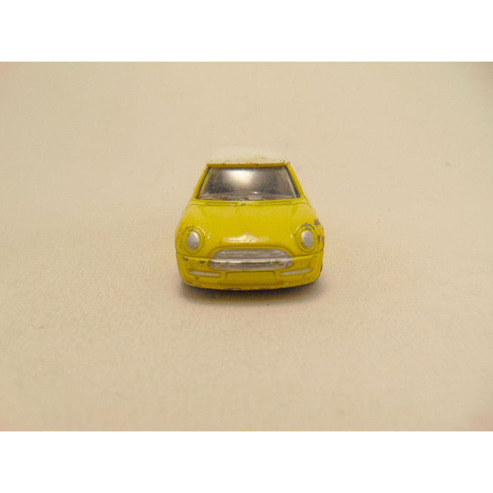 Mini Cooper 2001 1:64 geel