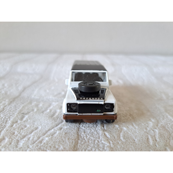 Land Rover Defender 110 1:60 Majorette Deluxe 266C - modelauto