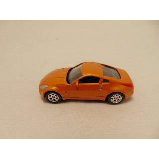 Nisssan Fairlady Z 1:64 Welly 2246 goudbruin