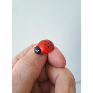 Lieveheersbeestje, hout 2x2x1cm
