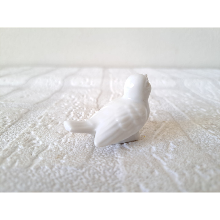 Wit porseleinen vogelbeeldje, 4.5x2.5x3.5cm - Verzamelobjecten