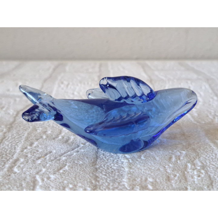 Blue Solid Glass Fish Figurine | Elegant Light Decoration