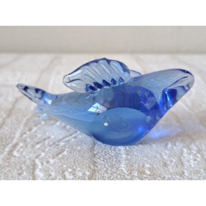 Blue Solid Glass Fish Figurine | Elegant Light Decoration