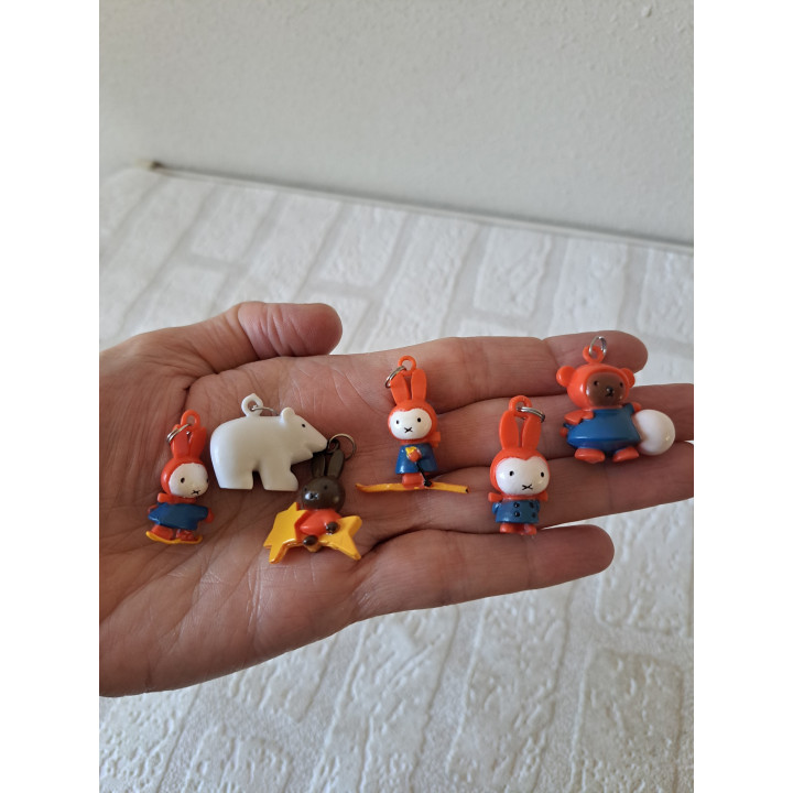 6 stuks sleutelhangers Nijntje poppetjes Mercis 2.5x1.5x3cm