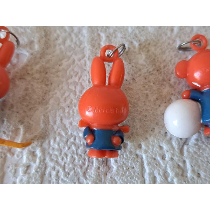 6 stuks sleutelhangers Nijntje poppetjes Mercis 2.5x1.5x3cm - nijntje