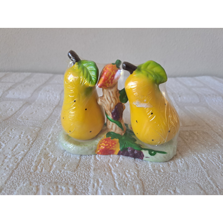 Porcelain Pear Salt and Pepper Shaker Set | Table Decor