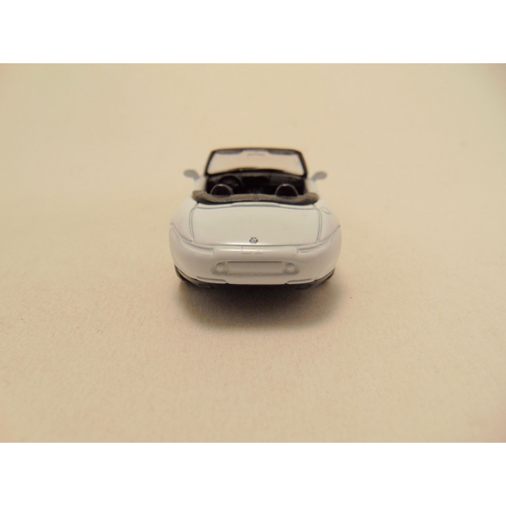 Bmw Z8 cabrio 1:64 Welly wit