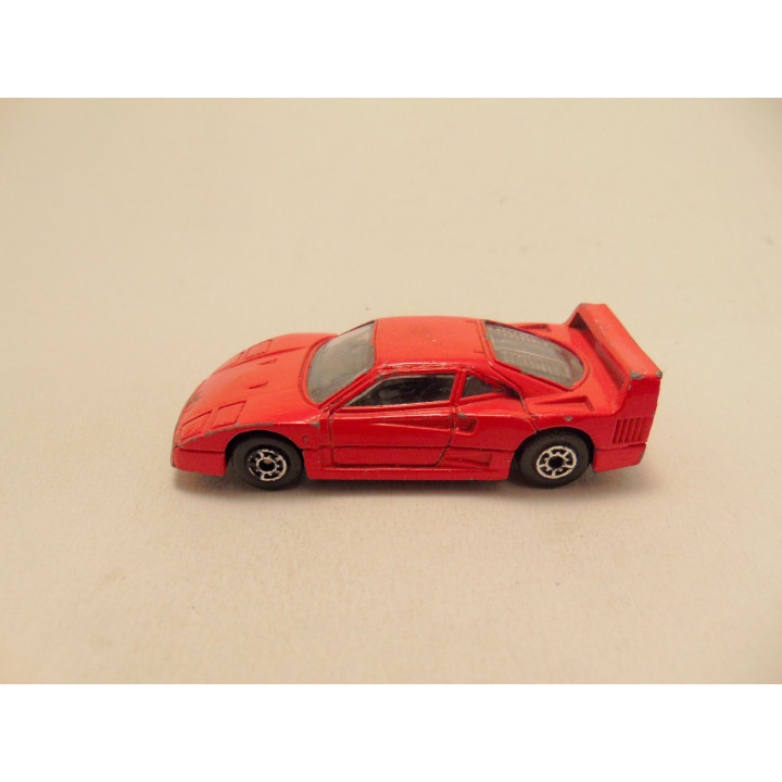 Ferrari F40 1:64 MC Toys rood