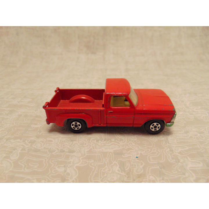 Ford F 150 pickup Matchbox 1:64 rood
