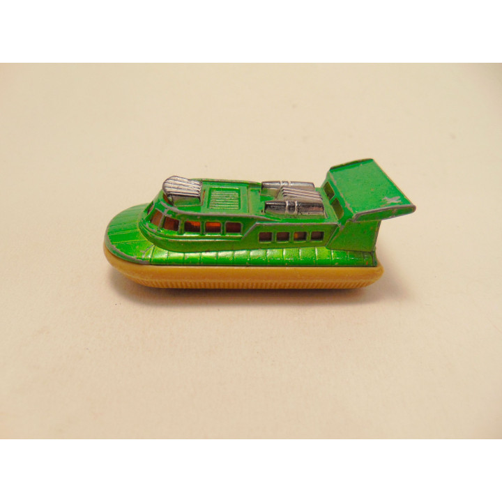 Hovercraft 1976 Matchbox MB2 8x3.5x2.5cm (1)