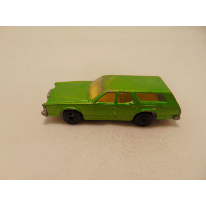 Mercury Cougar villager 1:64 Matchbox MB74