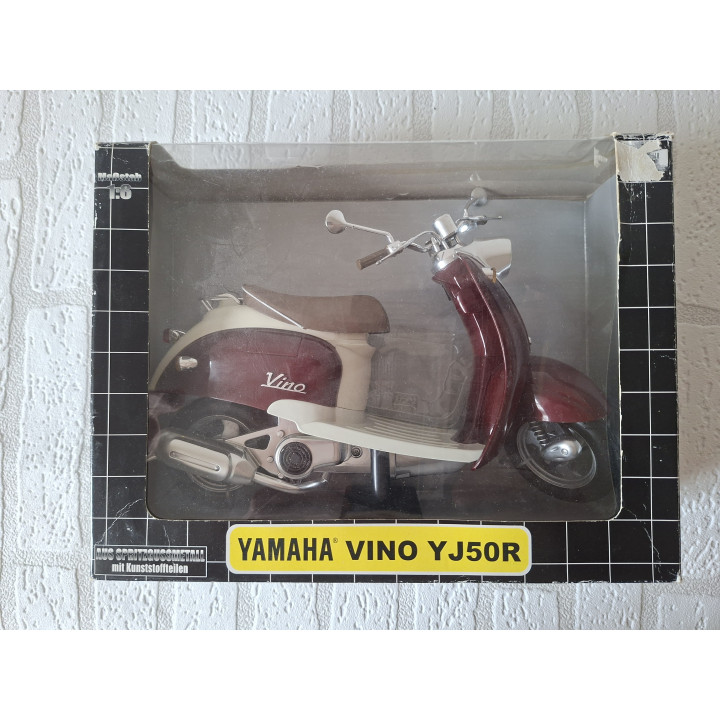 Yamaha Vino YJ50R 1998 Scooter 1:6 New Ray Miniature Model