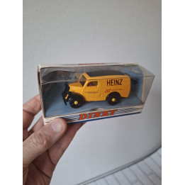 Matchbox Dinky Ford E83W 10CWT Heinz Van 1:44 Collectible