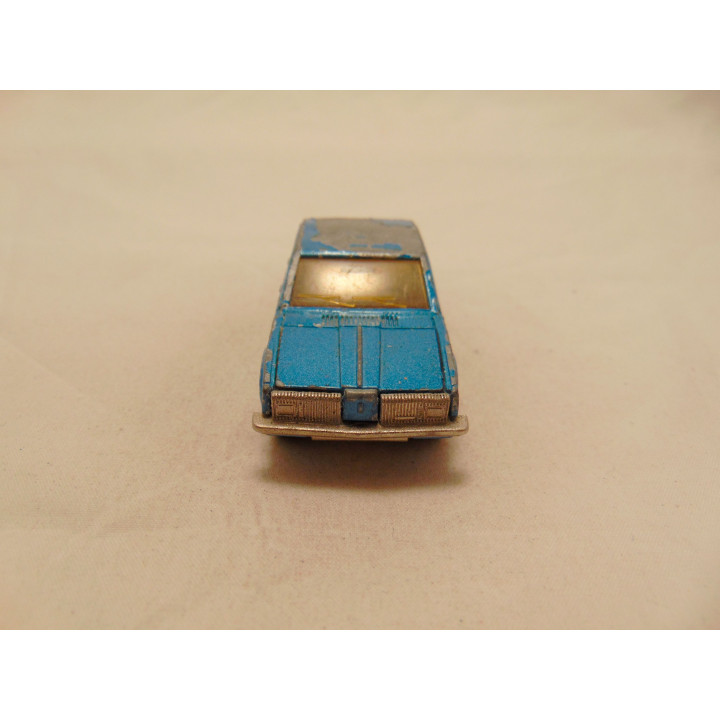 Oldsmobile Omega Majorette 1:75 blauw